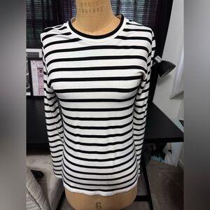 Stylein Black & White Striped Long-Sleeve Crewneck